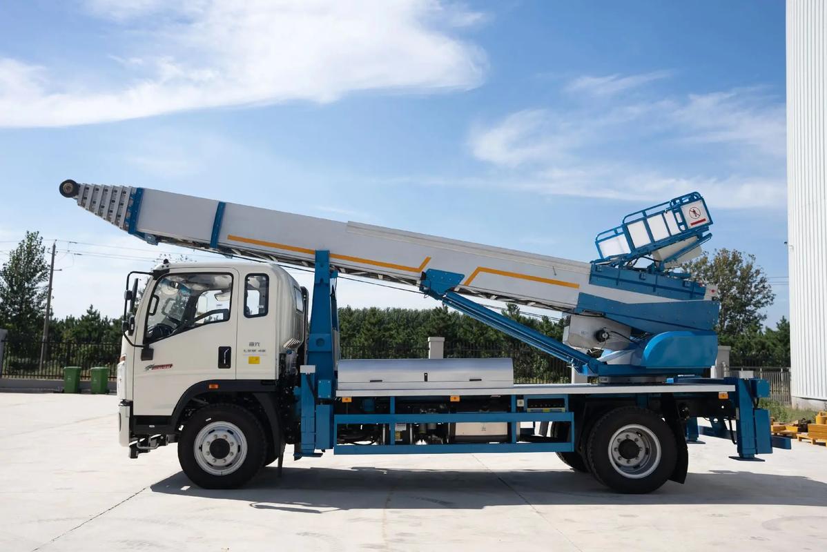 江西云梯上料车租赁费用