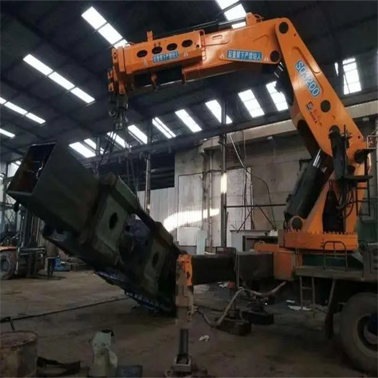 江西130吨折臂吊车出租吊机租赁附近电话